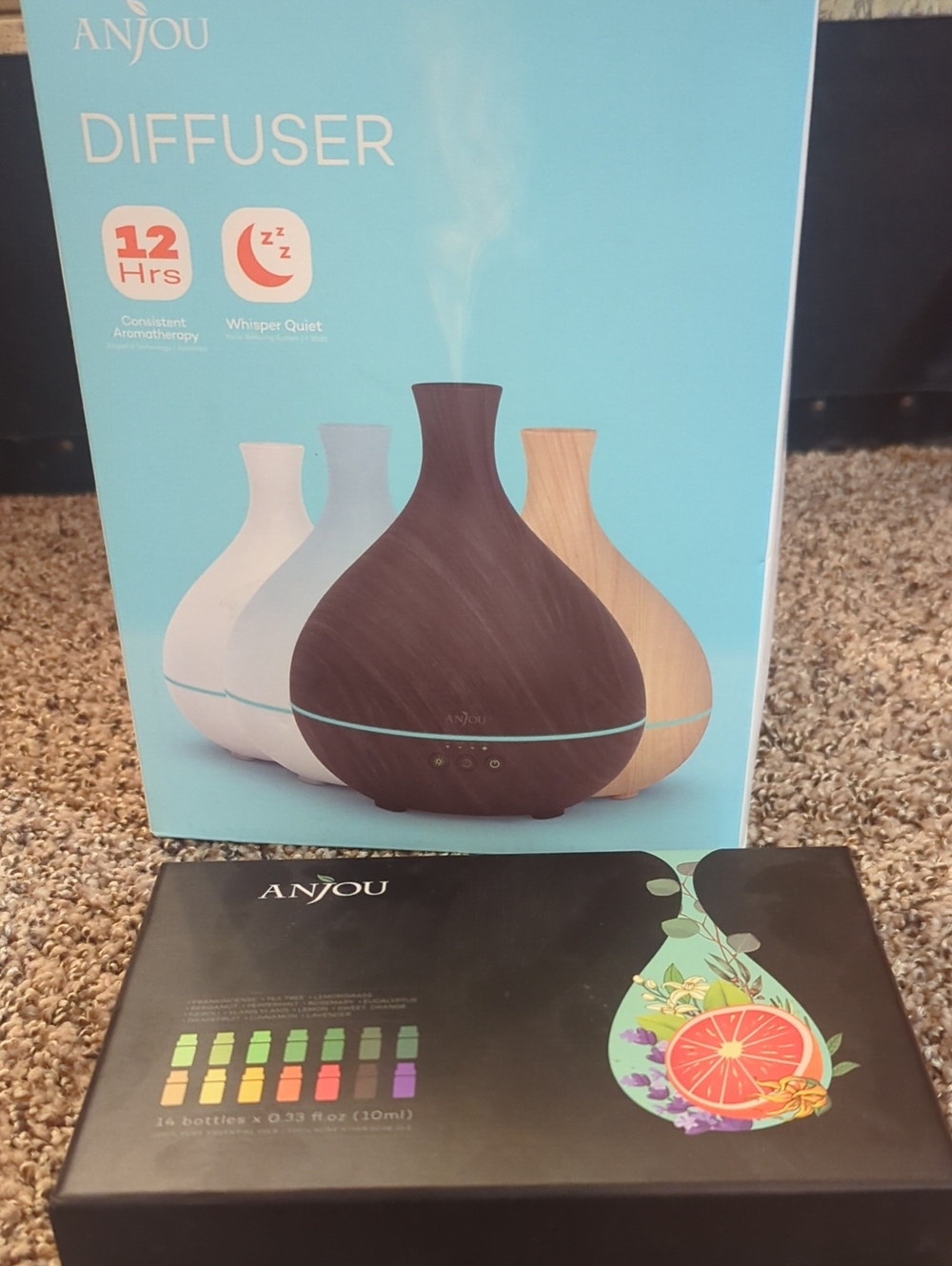 Anjou Aromatherapy Diffuser with Essential Oils, New In Box
